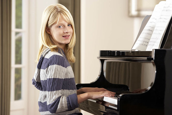 6 Benefits of Music Lessons